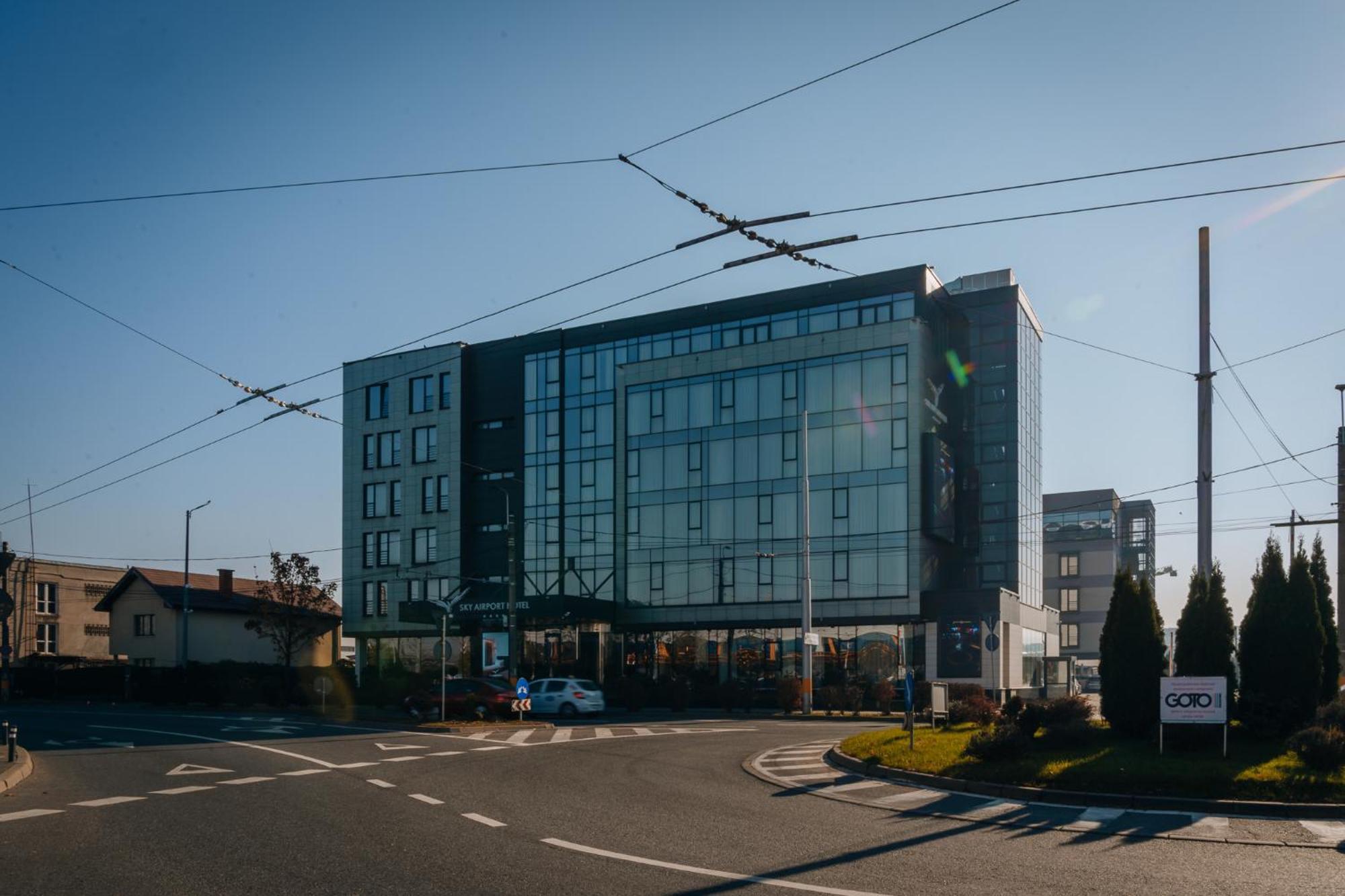 Sky Airport Hotel 克卢日-纳波卡 外观 照片