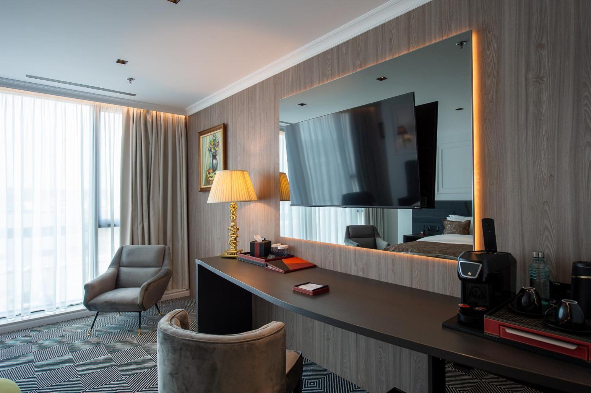 Sky Airport Hotel 克卢日-纳波卡 外观 照片